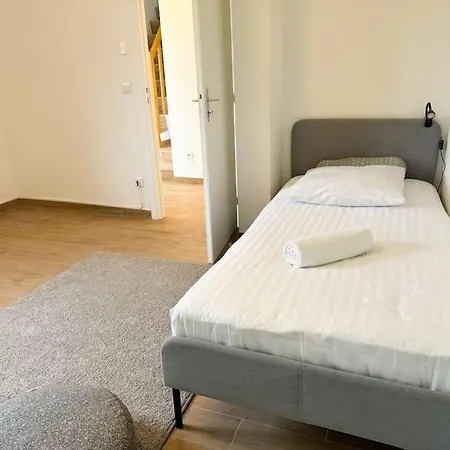 Maison Avec Jacuzzi Proche Nice La Trinité